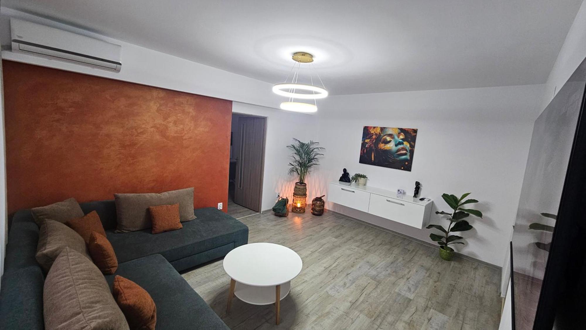 Central View Apartment Deva Esterno foto