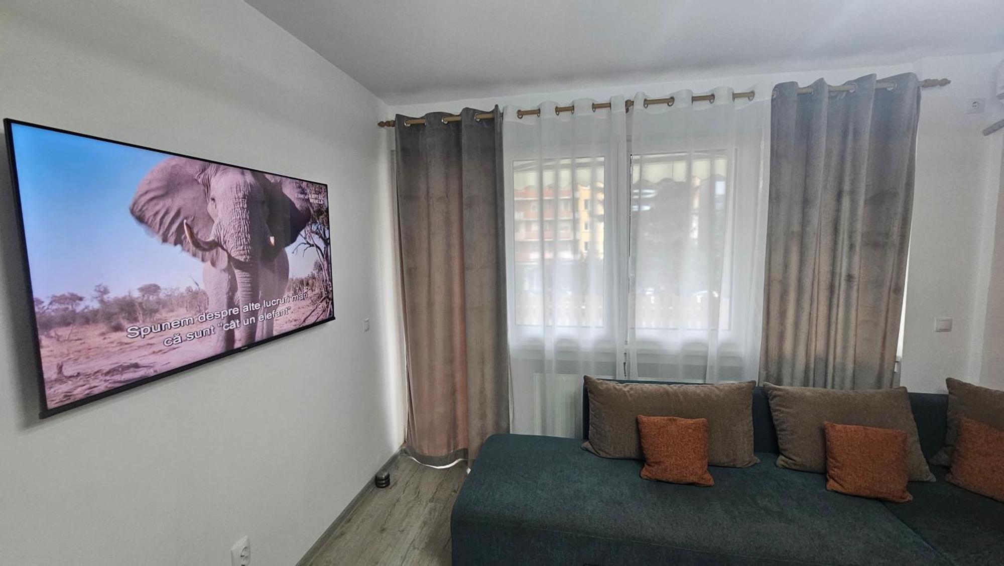Central View Apartment Deva Esterno foto